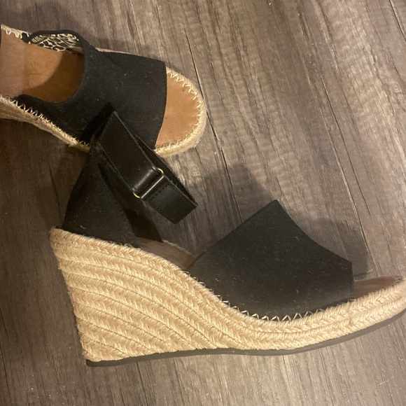 Toms black Wedge Sandal  Open Toe Espadrille Size 7.5 - Picture 4 of 5